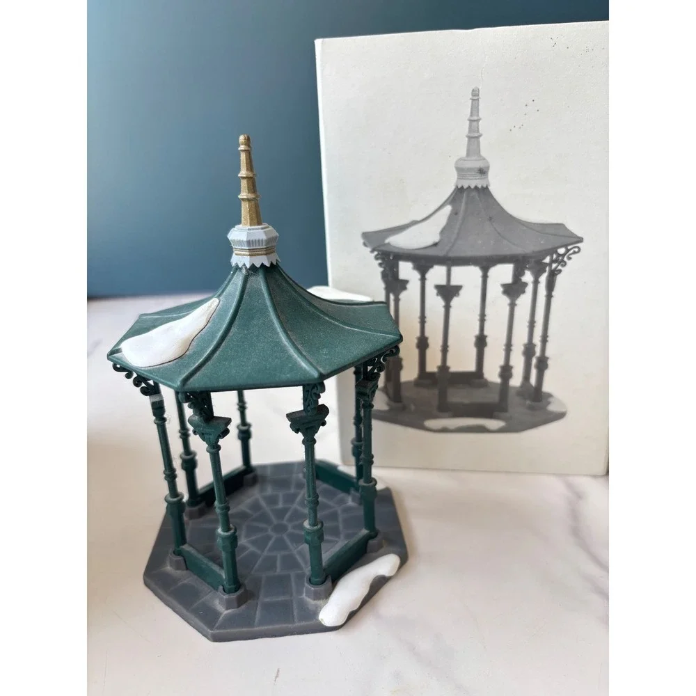 Department 56 Heritage Village Town Square Gazebo 5513-1 Christmas Accessory